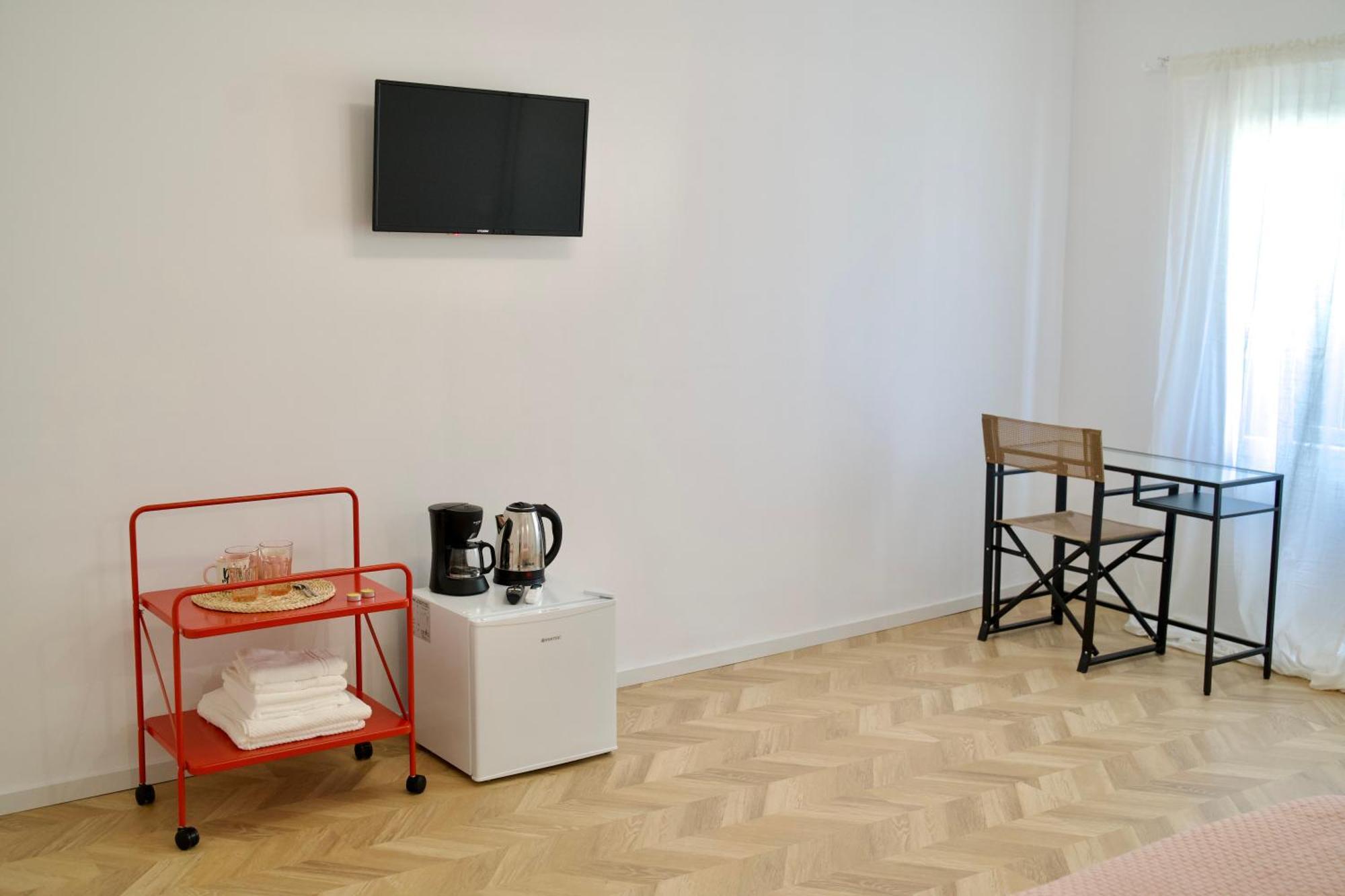 Tzatziki Studios Kavala Exteriör bild
