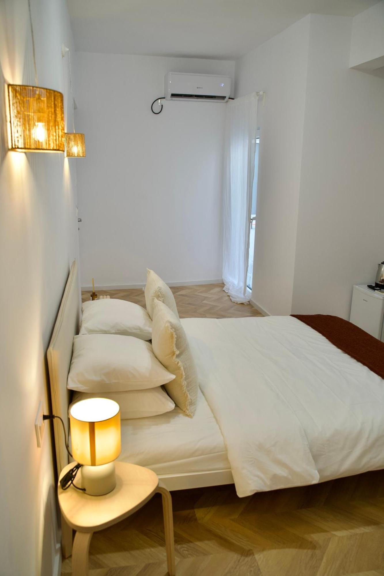 Tzatziki Studios Kavala Exteriör bild