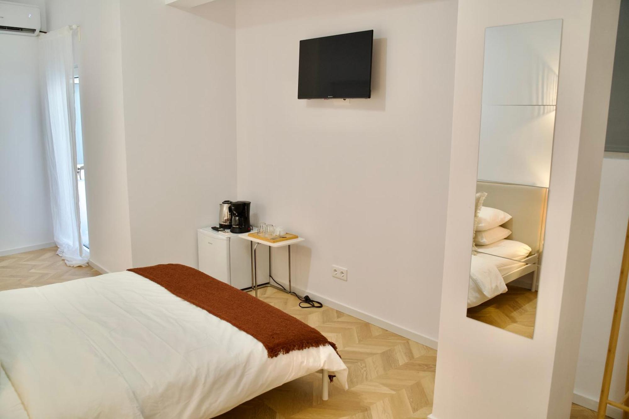 Tzatziki Studios Kavala Exteriör bild